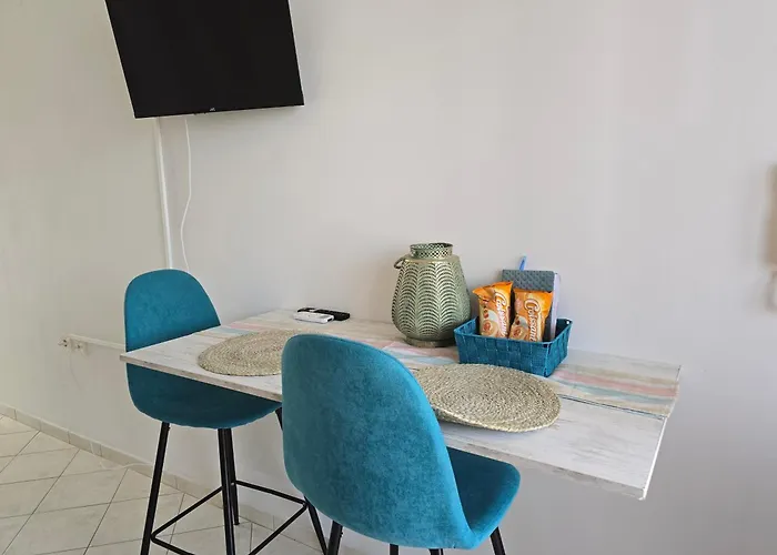 Апартаменты Vibe By Open Триполис